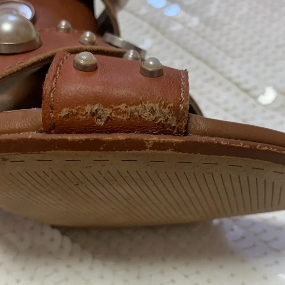 "KDB Block Heel Sandals with Pearl Embellishments:Size 6 1/2. Elegant Footwear!" - Picture 10 of 16